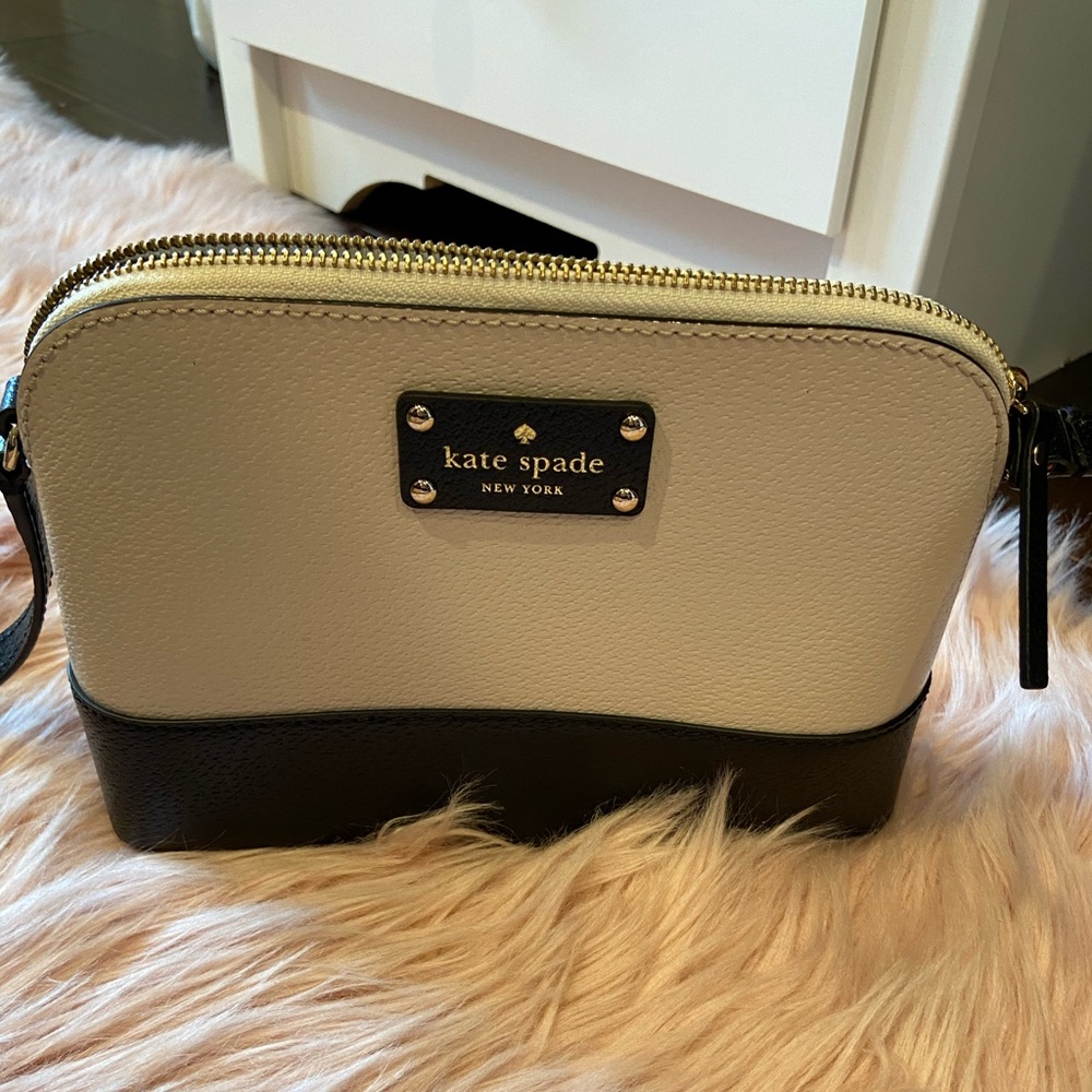 Kate spade crossbody purse